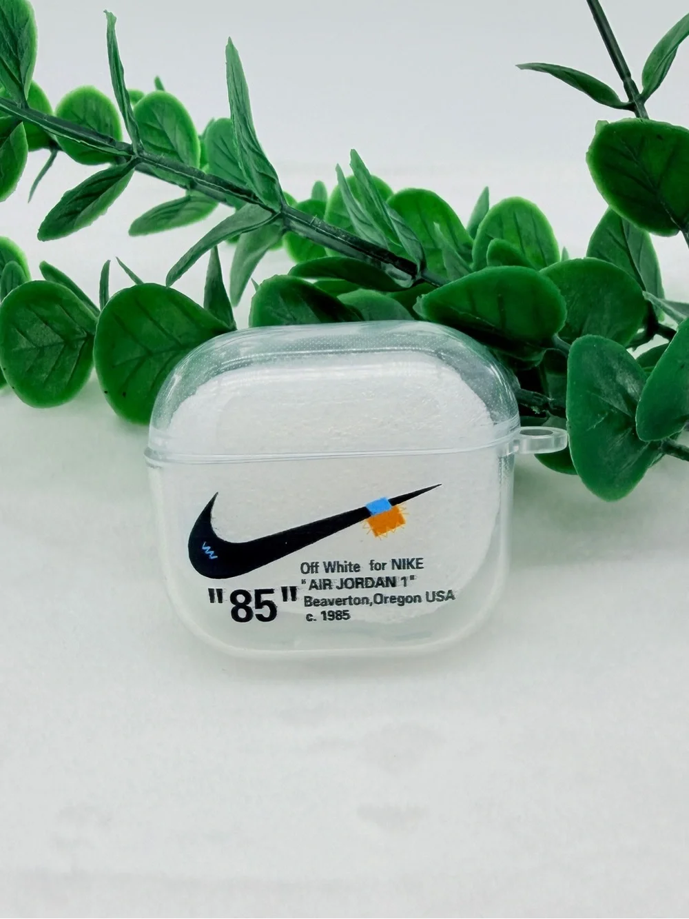Off-White x Nike AirPods 4 Case with Lanyard - Clear